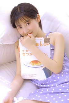 爱内梨花